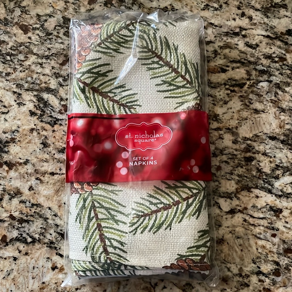 Set of 4 Pine Cone Napkins by St. Nicholas Square NEW
